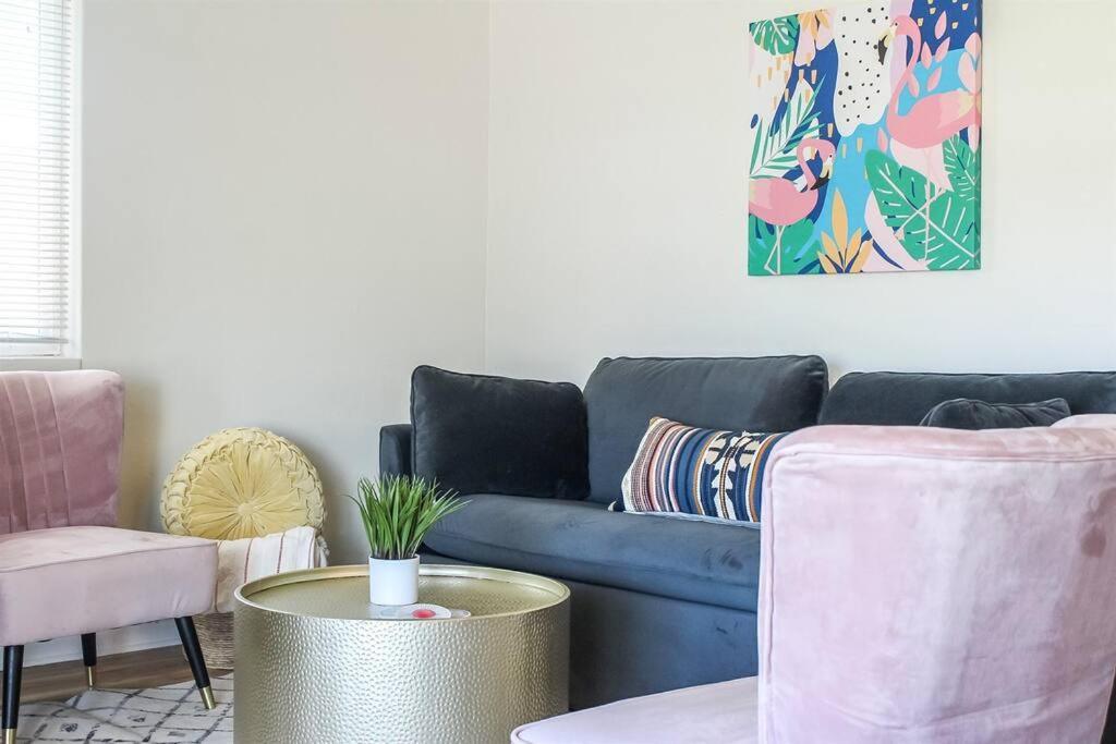 フェニックス Newly Remodeled Midcentury Pink Flamingo Casaヴィラ エクステリア 写真